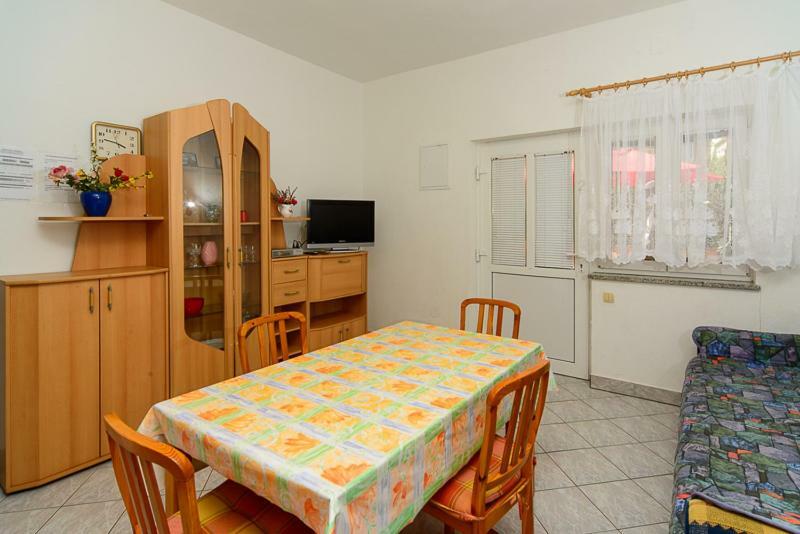 Apartments Esad Kornić Dış mekan fotoğraf